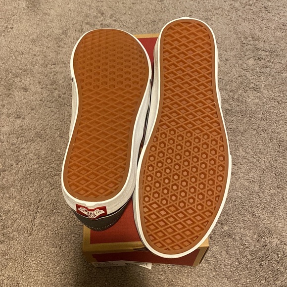 Classic Slip on Vans - Picture 3 of 4